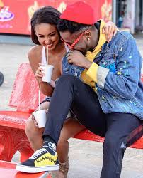 Kizz daniel welcomes set of twins. Kiss Daniel And Girlfriend Love Up In Adorable Photo Information Nigeria