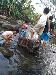 Kali ini saya mancing di kolam tlatar boyolali ,pemancingan catch and release dengan tiket masuk 125 ribu. Tlatar Boyolali Wisata Taman Air Seru Berbasis Edukasi