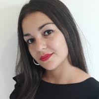 300+ perfiles de «Geist»