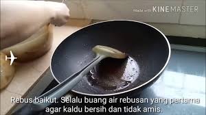 Masakan berkuah seperti sayur sop rasa kaldunya harus gurih, karena itu dalam membuat kuahnya harus sempurna. Cooking With Mee Baikut Sayur Asin Youtube
