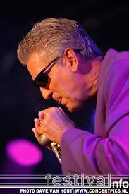 Foto Rod Piazza & The Mighty Flyers op Moulin Blues 2007 op Festivalinfo.  Foto 33 van 36.