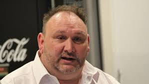 VG Rengsdorf-Waldbreitbach : Wahlkampfendspurt läuft: Quadrell um  Bürgermeisteramt