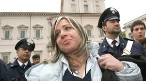 Grazie per le segnalazioni, vanno sempre verificate. Denise Pipitone E In Ecuador Diluvio Di Segnalazioni Al Legale Ecco La Foto Somiglianza Impressionante Libero Quotidiano