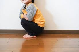 うんこ座りができるようになる方法 子どもの運動能力向上に chiik 運動能力 運動 子ども