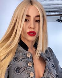 Pin On Ava Max