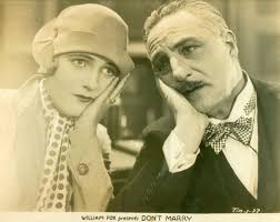 Lydia Dickson's Instagram, Twitter & Facebook