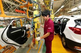 By the end of november 2006, china had a total of 6322 car company. China Sends A Jolt Through Auto Industry With Plans For Electric Future Wsj