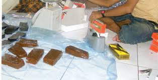 Ragi dalam proses pembuatan tape digunakan untuk melakukan fermentasi. Prol Tape Jember Pusaka Jawatimuran