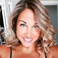 Amanda Dyck (mandadyck)