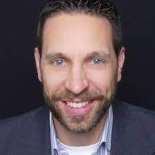 Sean Thiel's Instagram, Twitter & Facebook