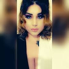 Leanne Mason's Instagram, Twitter & Facebook