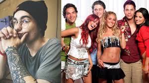 He is the only son of the great bárbara mori y sergio mayer. Sergio Mayer Mori Ator De Novo Rebelde Pede Desculpas Por Ter Dito Que Odiava Rbd Todateen