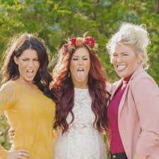 Wedding bells have rung for your favorite reality tv couple who met in a gas station! Teen Mom 2 Star Chelsea Houska S Wedding Get An Inside Look