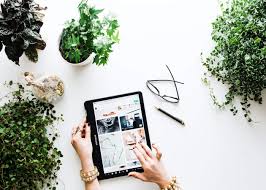 How to start a clothing company. How To Start An Online Clothing Store