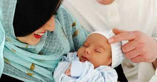 Kemudian barulah cukur rambut bayi menggunakan pisau cukur. Doa Aqiqah Untuk Anak Lelaki Perempuan Hukum Syarat