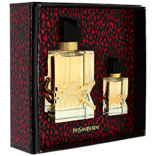 Libre, the new eau de parfum by yves saint laurent, capturing the unique and empowered free spirit of a bold, effervescent woman. Yves Saint Laurent Libre Set 50 Ml Edp 7 5 Ml Edp 93 95