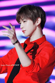 Pann] Kang Daniel Is Crazy Powerful in Red (2 posts)