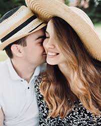 PHOTOGRAPH ⚪️ A Z I Z O V A