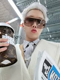 The louis vuitton designer surprised the world this morning with the. Jhope Bts Hobbie Permission To Dance Butter Lv Jung Hoseok Kpop Louis Vuitton Hd Mobile Wallpaper Peakpx