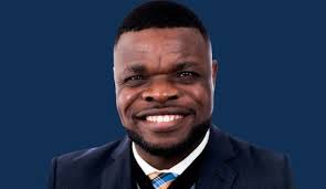 College race won't include beleaguered veteran incumbent