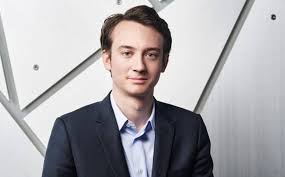 .retailing division, lvmh moët hennessy louis vuitton has named chris de lapuente the branch's chairman and chief executive officer, effective in lvmh names anne de vergeron repossi ceo. Frederic Arnault Wird Ceo Von Tag Heuer Stephane Bianchi Leitet Uhren Und Schmuck Bei Lvmh