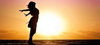 Ich hätte dich schräg angeschaut und erklärt, dass andere möglicherweise davon betroffen sein könnten. Seelische Blockaden Losen Und Befreiter Leben So Geht S Rita Limacher Kinesiologie