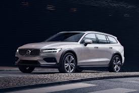 Le Constructeur Suedois Volvo Presente Son Nouveau Break V60 Cross Country Photo Volvo V60 Volvo Wagon Volvo