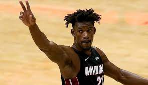 Jimmy butler is an american professional basketball player who has swayed basketball lovers with his impressive antics on the court as well as the dynamic and intense pattern he graces himself with. Nba Jimmy Butler Als Mvp Kandidat Wie Der Heat Superstar Miamis Saison Fast Im Alleingang Rettete