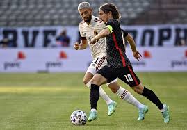 Carrasco m (plural carrascos) executioner (person who carries out a capital punishment) 2010, gabriel lacerda, agir bem é bom, senac, page 83: Em Vorbereitung Den Roten Teufeln Gelingt Die Generalprobe