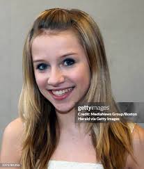 70 Lisa Garfinkel Photos & High Res Pictures