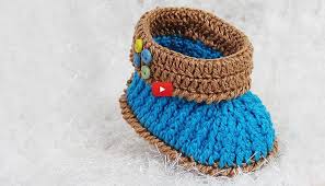 Renkli Robadan Bebek Yelekleri Krose Patikler Ve Erkek Bebek Patik