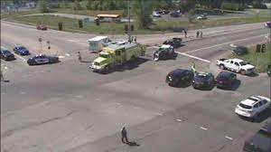 A car appears to have crashed into a light post on the highway. Update 1 Dead 2 Injured In Ham Lake Crash Kstp Com