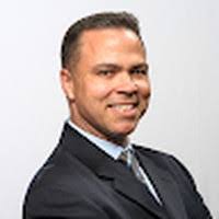 Deron Gabbert's Instagram, Twitter & Facebook