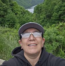 A thank you goes a long way 🫱🏽‍🫲🏼 #TheDailyShow #Trump #WhiteHouse