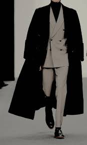 молчи скрывайся и таи и чувства и мечты свои Pin Ot Polzovatelya Givewaitingput Na Doske Best Fashion Tips V 2019 G Modnye Stili Muzhskie Stili I Elitnaya Odezhda