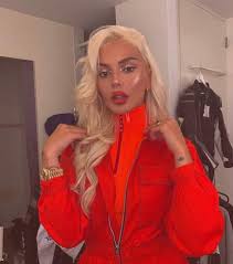 Ich durfte über die kunst von paul schrader mit meinen lippenstiften drüber i love. Wie Kann Ich So Wunderschon Werden Wie Die Rapperin Loredana Musik Frauen Menschen