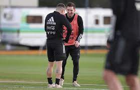 « gómez told argentinian media la. Roy Nemer On Twitter Lionel Messi And Alejandro Papu Gomez Training With The Argentina National Team As They Prepare For The Copa America Https T Co 6mf0jqrqgn