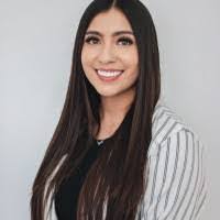 Sandra Grimaldo's Instagram, Twitter & Facebook