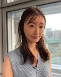 松本まりかがinstagramで投稿しました どこかをみているんでしょうね 深イイ話 今夜9時 きっと何処かを見てるんです 深い意味はありません プロフィールで marika matsumotoのすべての写真や動画を見ることができます 松本まりか まりか 髪型