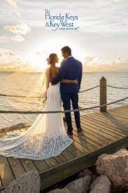 Florida Keys Destination Weddings Honeymoons In 2021 Wedding Honeymoons Wedding Photos Poses Wedding