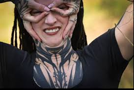 Something a little personal here . My girls and I had the honor of doing  our first ever little family photo shoot with the lovely @tofuchimichanga.  . Darian and I have known