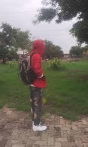 Wacheza wataweza kuvinjari ramani kubwa inayofunika taasisi ya elimu na mazingira yake, kushiriki katika shughuli mbali mbali, wasiliana na nps, kamilisha moja ya quotes nyingi, nk na haya yote kwa uhuru wa harakati na uchaguzi wa vitendo vya ziada. Www Yassinpage Com Posts Facebook
