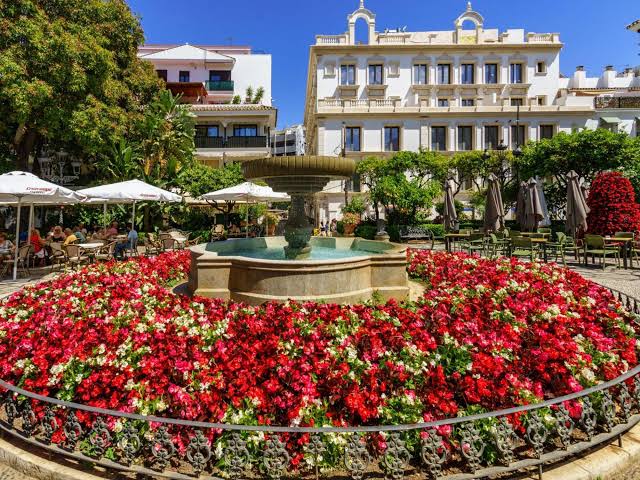 PLAZA DE LAS FLORES