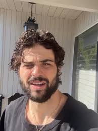 Why Does Noah Centineo Pronounce Words Like That