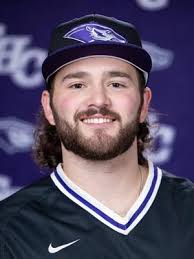 Landen Harris (@Landen_2210)