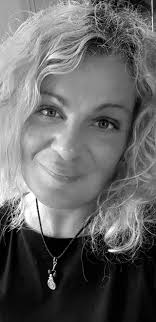 Hej from Denmark 😊 Metaldetekting is My passion and I love to find/safe  vikings storys🙏 The gold snake from viking time I found in 2019 🩷🌷🥳