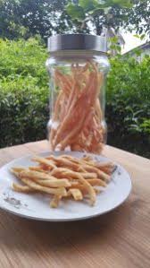 Camilan ini berbentuk pipih panjang seperti namanya. Resep Cheese Stick Renyah Dengan Satu Telur Yang Simpel Ainur S Kitchen