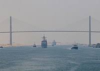 Panamský průplav, který zajišťuje spojení tichého a atlantického oceánu, slouží námořní dopravě už. Suezsky Pruplav Wikipedie
