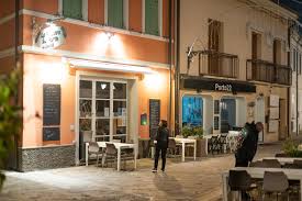 Nuova lezione su normativa covid 19 del docente fallini. Firmato Il Nuovo Dpcm Emilia Romagna Verso La Fascia Verde Livingcesenatico It