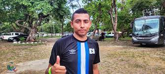 Rafael Rizo, un Gariteco que junto a su equipo estan en la Final de La Liga  de Futbol Playa de El Salvador 🇸🇻 ⚽️ 🇸🇻 #SelectadePlayaSomosTodos  #Garita 👏